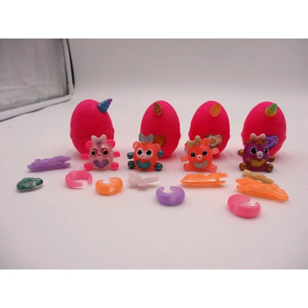 Rainbocorns Itzy Glitzy Surprise Mini Figure 4 Egg's With 4 Figures and Accessor